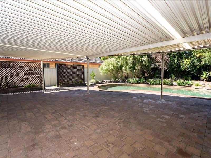5 Midvale Place, Helensvale QLD 4212