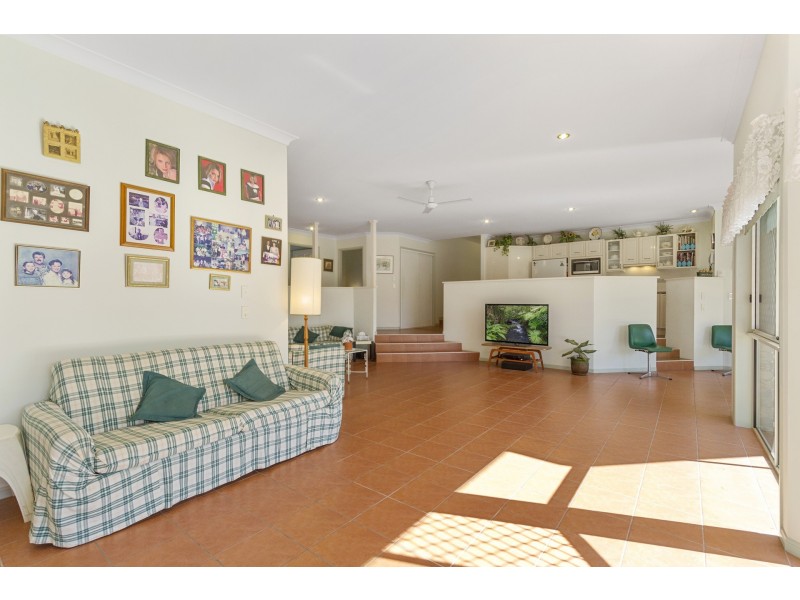 5 Glendale Place, Helensvale QLD 4212