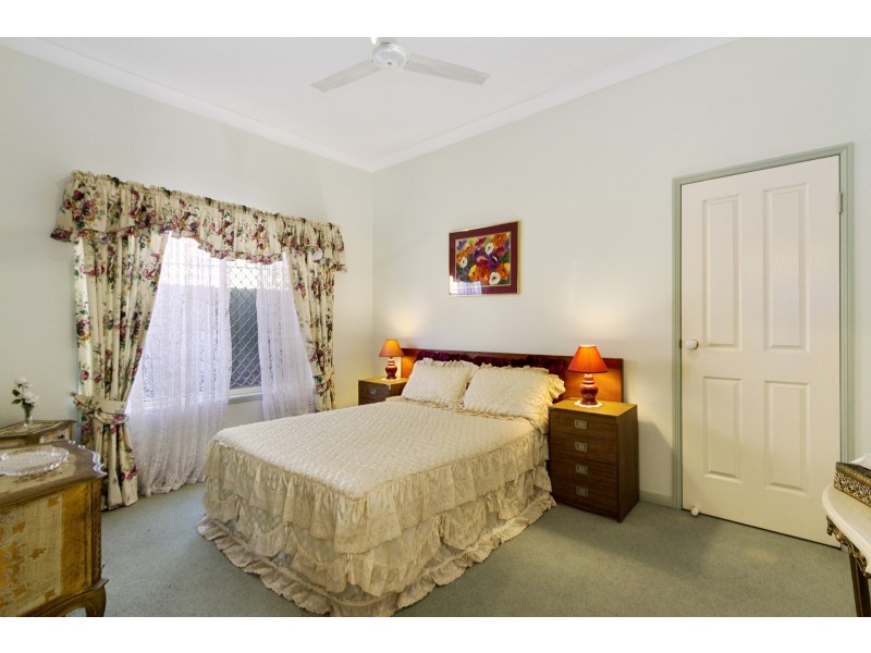5 Glendale Place, Helensvale QLD 4212