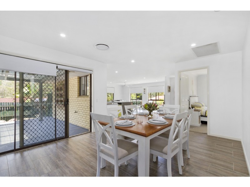 10 Catani Place, Helensvale QLD 4212