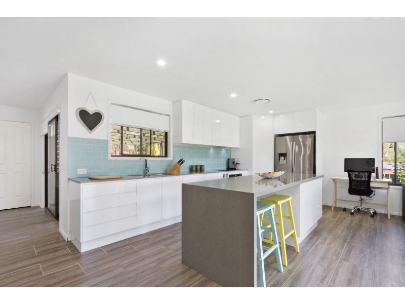 10 Catani Place, Helensvale QLD 4212