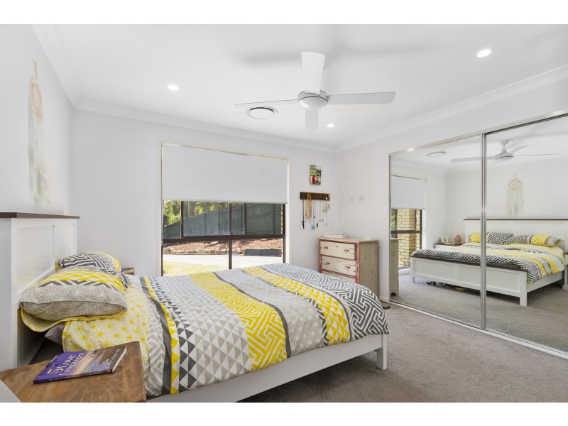 10 Catani Place, Helensvale QLD 4212