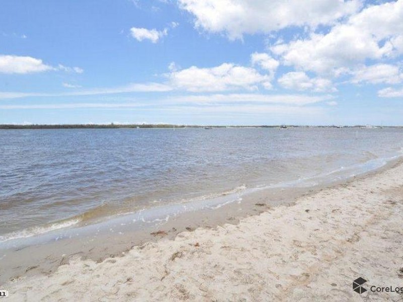 1/1 Brighton street, Biggera Waters QLD 4216