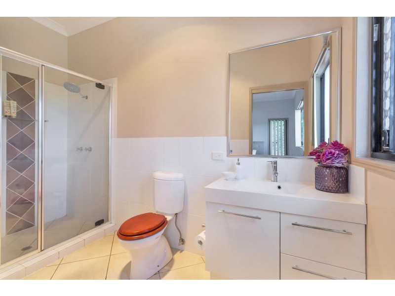 11 McNamara Court, Oxenford QLD 4210