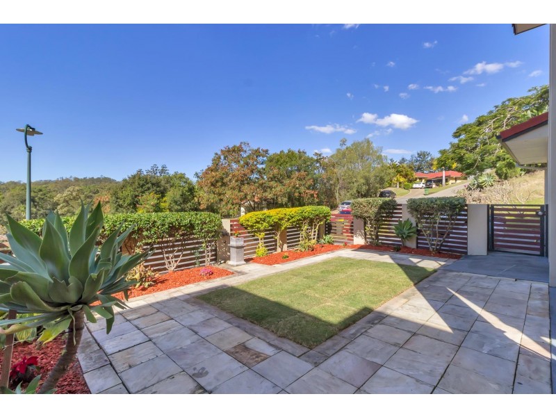 11 McNamara Court, Oxenford QLD 4210