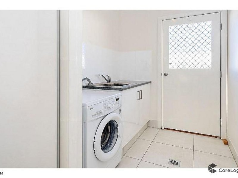 5 Mac Close, Oxenford QLD 4210