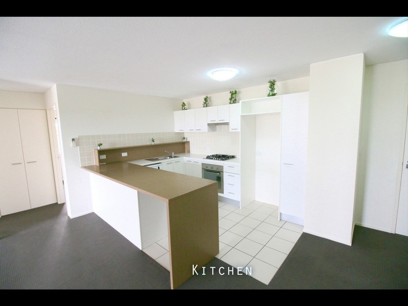 2403/111 Lindfield Road, Helensvale QLD 4212