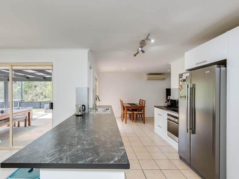 11 Monroe Court, Oxenford QLD 4210