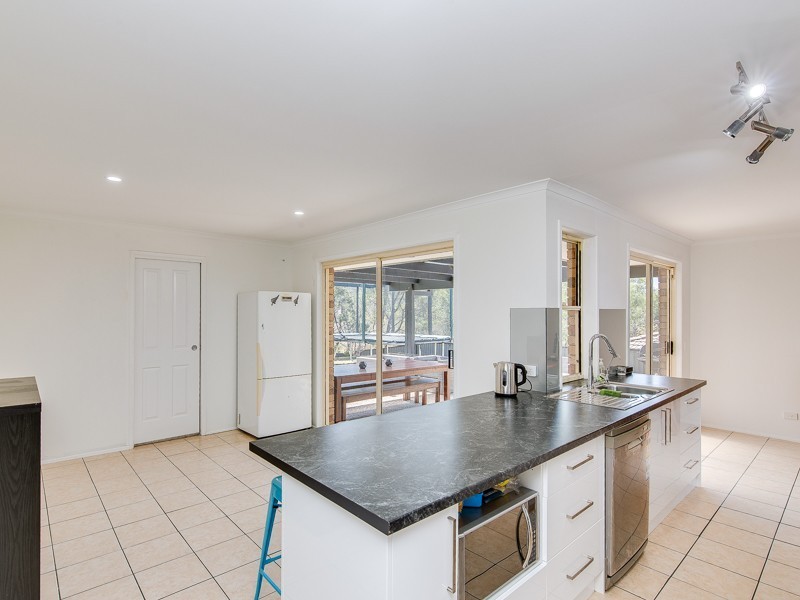 11 Monroe Court, Oxenford QLD 4210