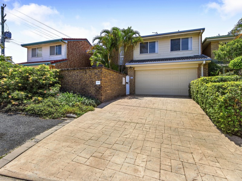 4 Sage Court, Runaway Bay QLD 4216