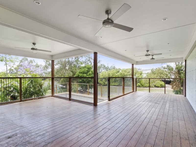 28 River Cove Place, Helensvale QLD 4212