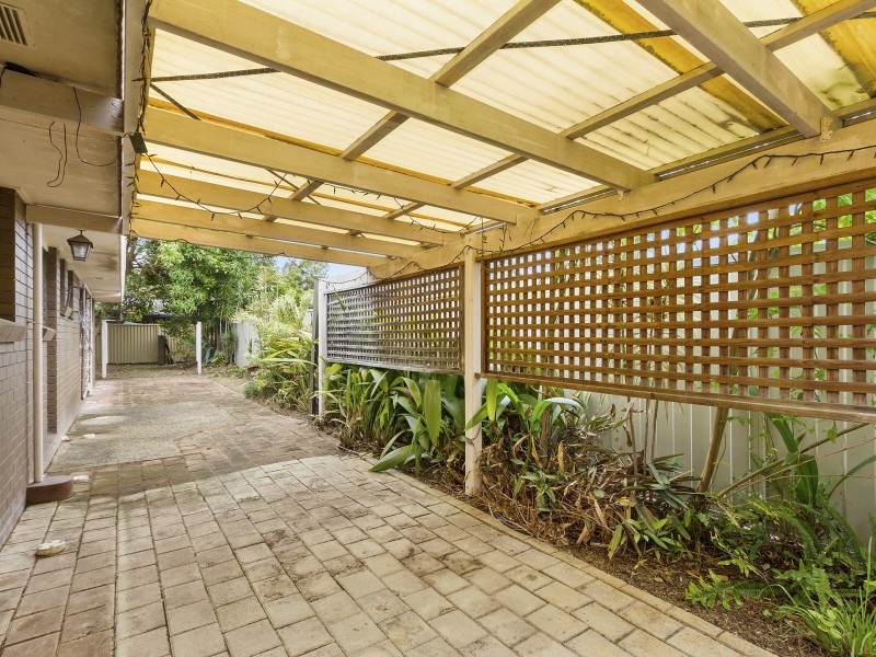 6 Burrinjuck Drive, Coombabah QLD 4216