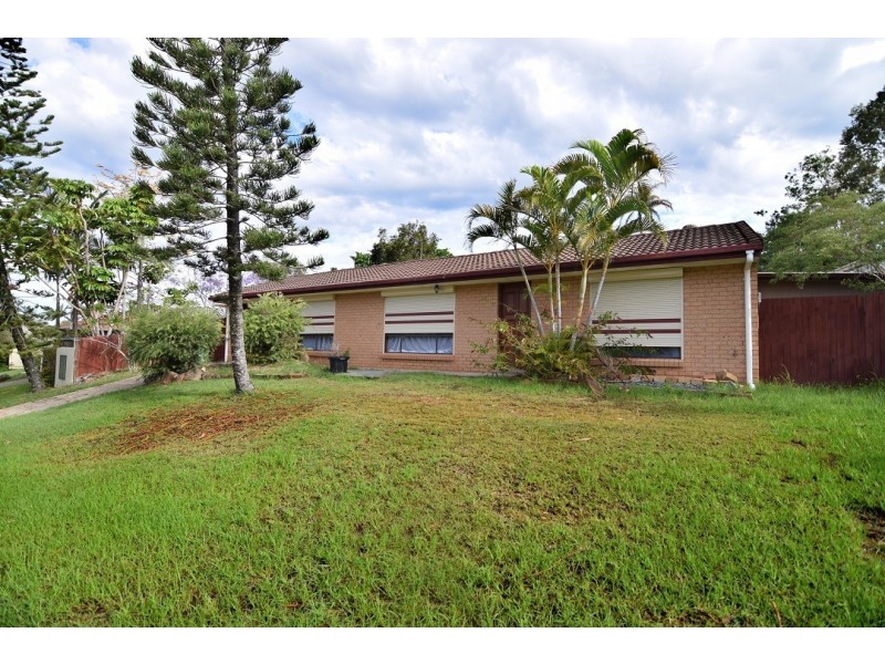 32 Alexander Drive, Highland Park QLD 4211