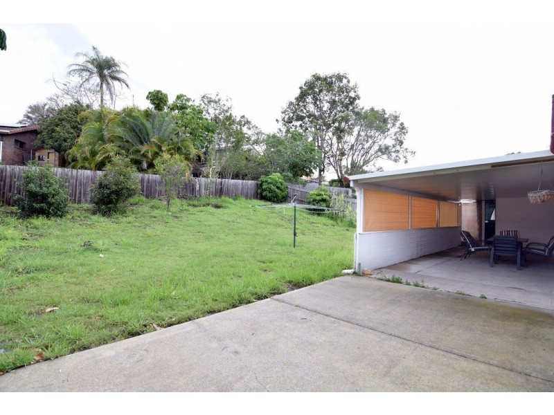 32 Alexander Drive, Highland Park QLD 4211