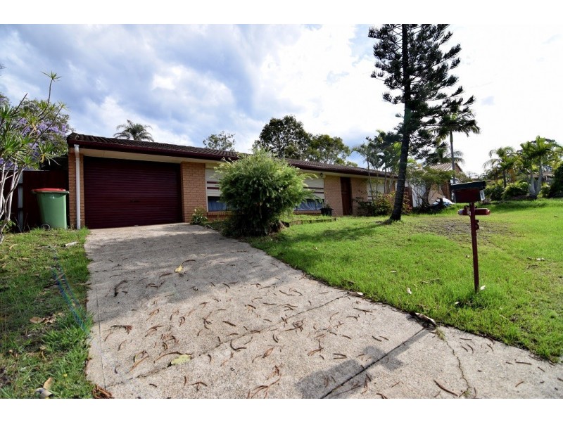 32 Alexander Drive, Highland Park QLD 4211