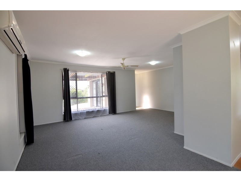 64 Alexander Drive, Highland Park QLD 4211
