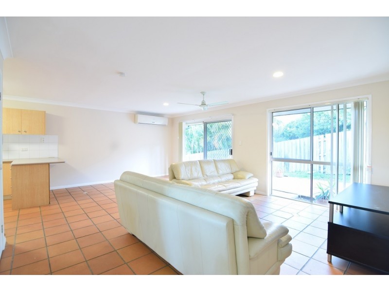 3/8 Rafter Place, Oxenford QLD 4210