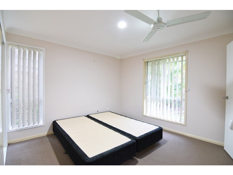 3/8 Rafter Place, Oxenford QLD 4210