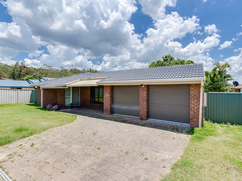 83 Parkes Drive, Helensvale QLD 4212