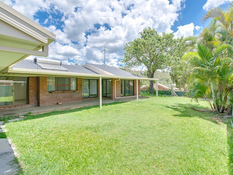 83 Parkes Drive, Helensvale QLD 4212