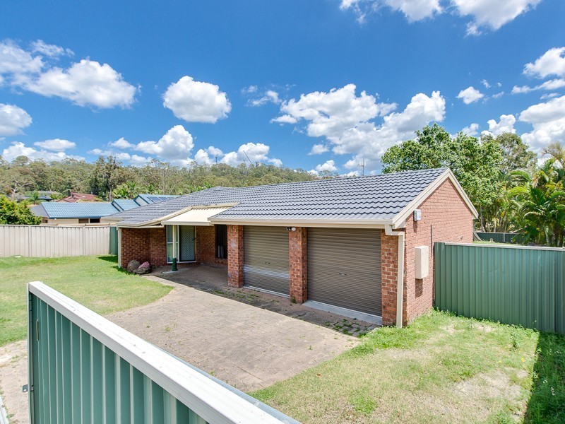 83 Parkes Drive, Helensvale QLD 4212