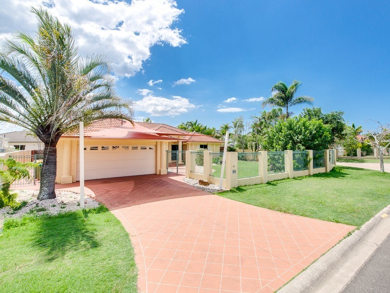 15 Oyster Cove Promenade, Helensvale QLD 4212