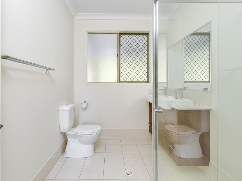 14 Shepparton Road, Helensvale QLD 4212