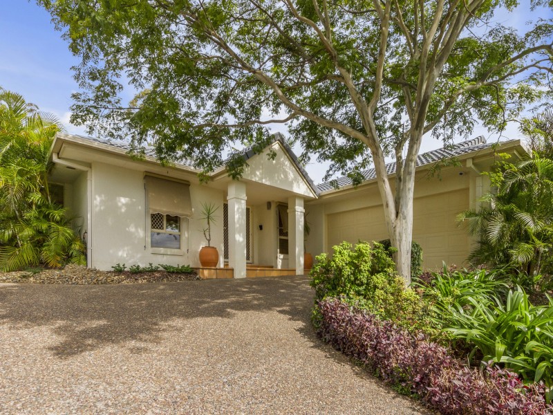 26 Edgeworth Place, Helensvale QLD 4212