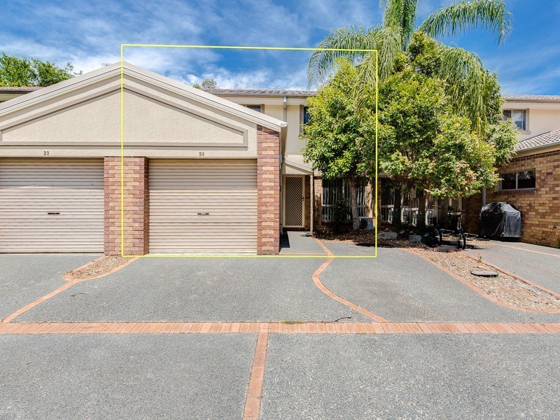 24/2 Koala Town Road, Upper Coomera QLD 4209