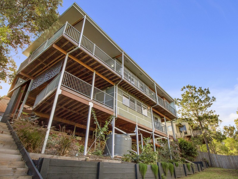 45 Crestridge Crescent, Oxenford QLD 4210