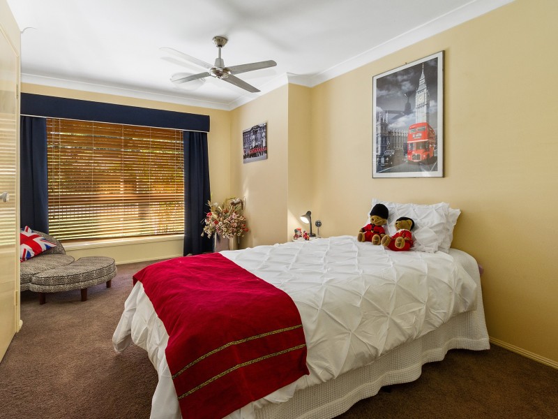 9 Eastern Court, Helensvale QLD 4212