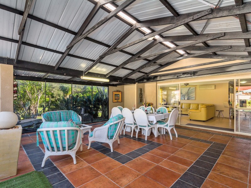 9 Eastern Court, Helensvale QLD 4212