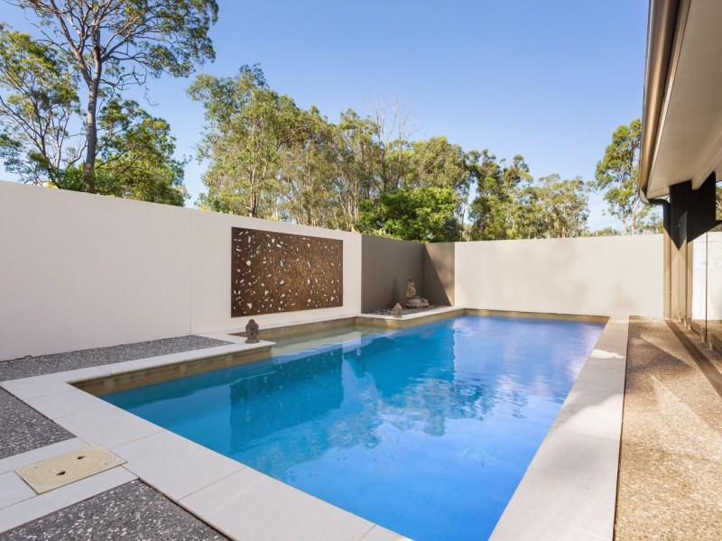 1/18 Woodlands Way, Parkwood QLD 4214