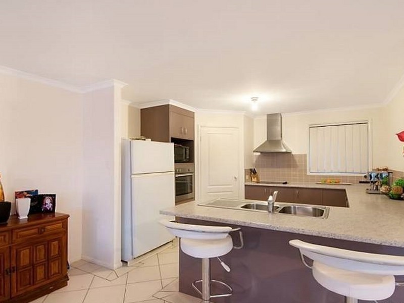 8 Ansett Way, Upper Coomera QLD 4209