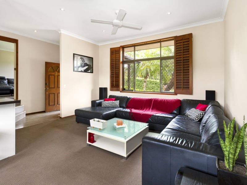 3 Nugent Court, Helensvale QLD 4212