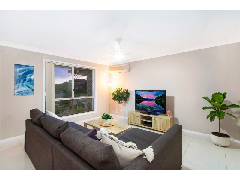 25 Oceanis Drive, Oxenford QLD 4210