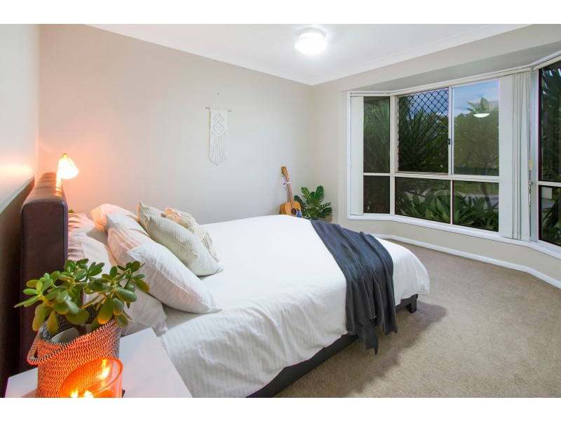 25 Oceanis Drive, Oxenford QLD 4210