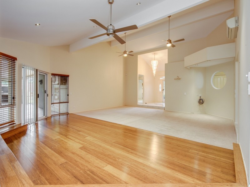 12 Timberlea Court, Helensvale QLD 4212