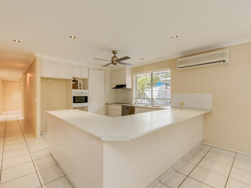 12 Timberlea Court, Helensvale QLD 4212