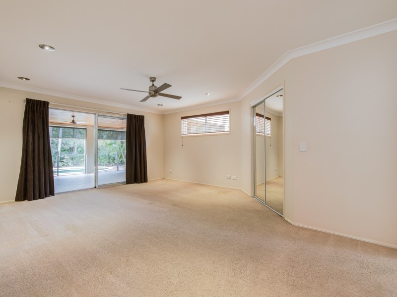 12 Timberlea Court, Helensvale QLD 4212