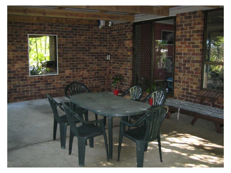 16 Western Way, Oxenford QLD 4210