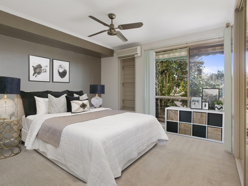 18 Tanunda Drive, Helensvale QLD 4212