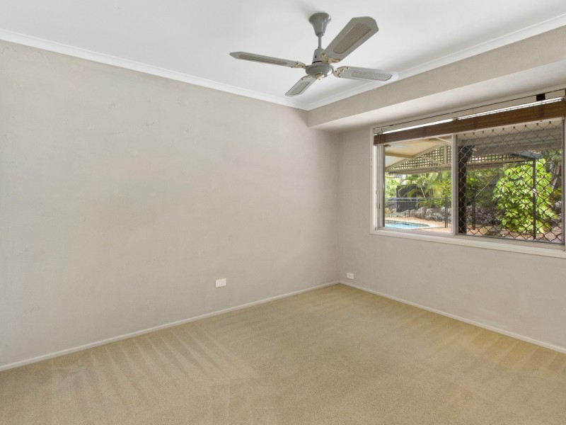 18 Tanunda Drive, Helensvale QLD 4212