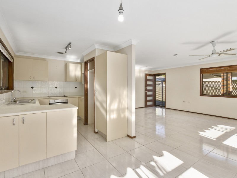 49 Stretton Drive, Helensvale QLD 4212