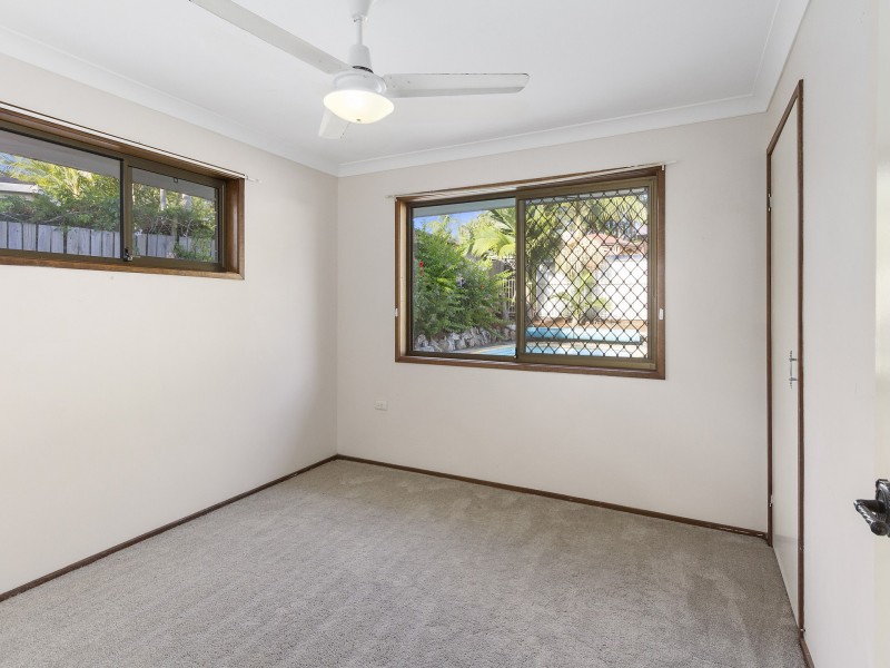 49 Stretton Drive, Helensvale QLD 4212