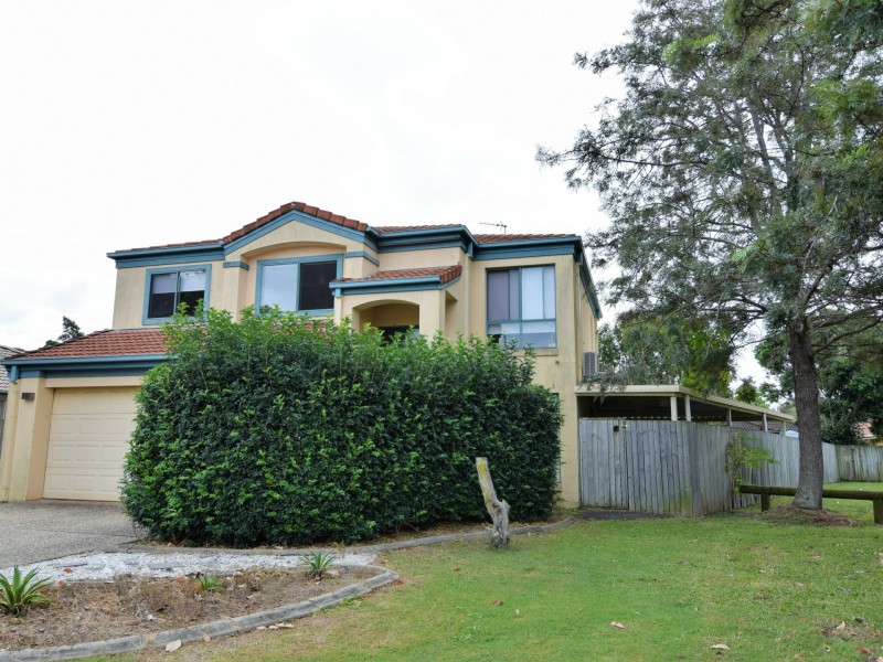 16 Hialeah Crescent, Helensvale QLD 4212
