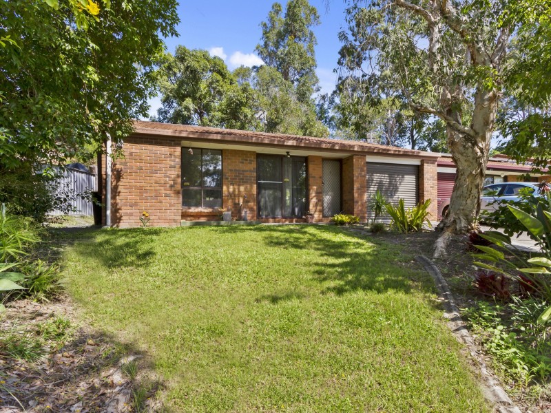 1/1 Chaplin Crescent, Oxenford QLD 4210