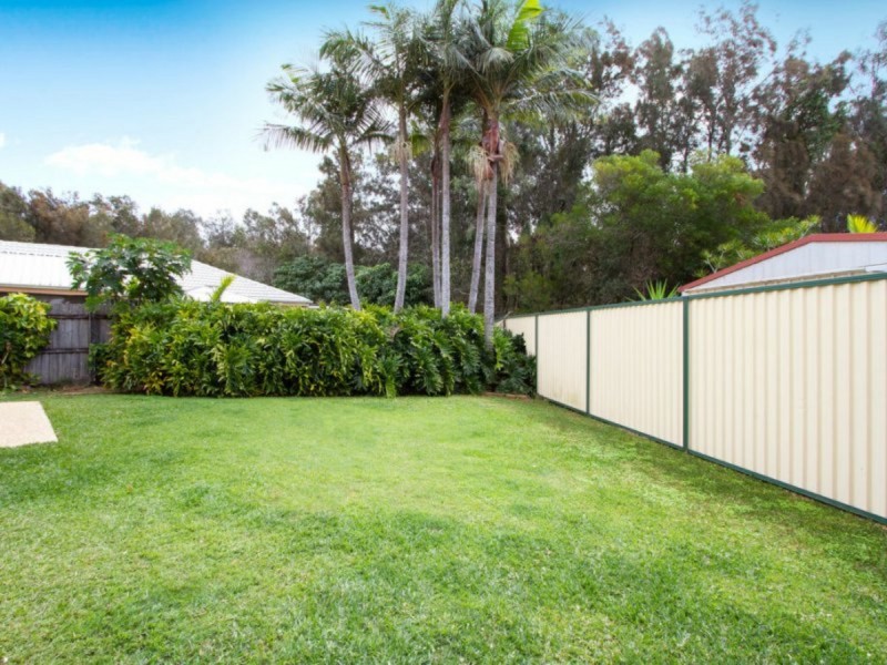 15 Whyalla Court, Helensvale QLD 4212