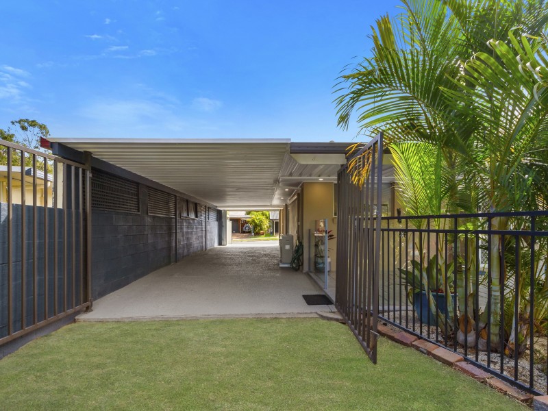 96 Parkes Drive, Helensvale QLD 4212