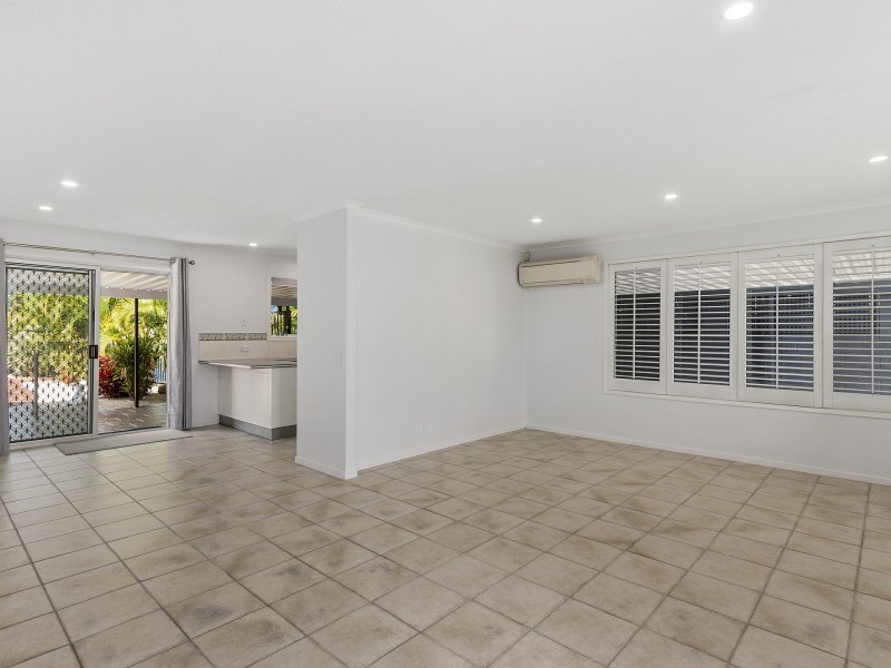 96 Parkes Drive, Helensvale QLD 4212